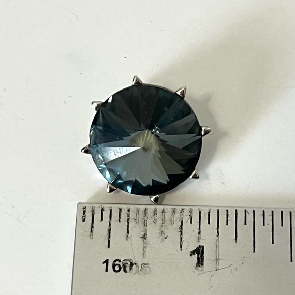 Vintage Sapphire Blue Earrings Clip On Glass Crystal Silver Stud Blue Cut Glass - Picture 9 of 9